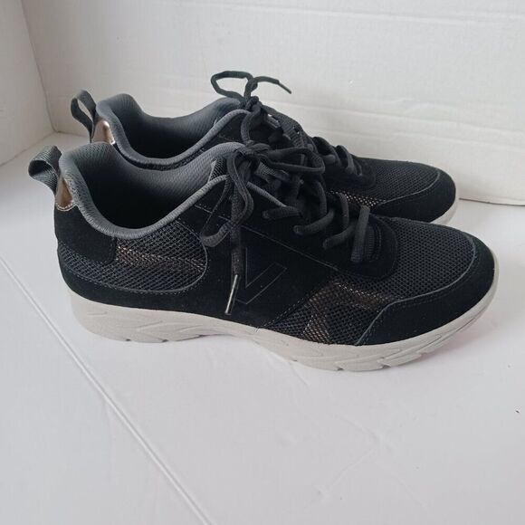 Vionic Women's Sneaker size 9.5M - Picture 4 of 8